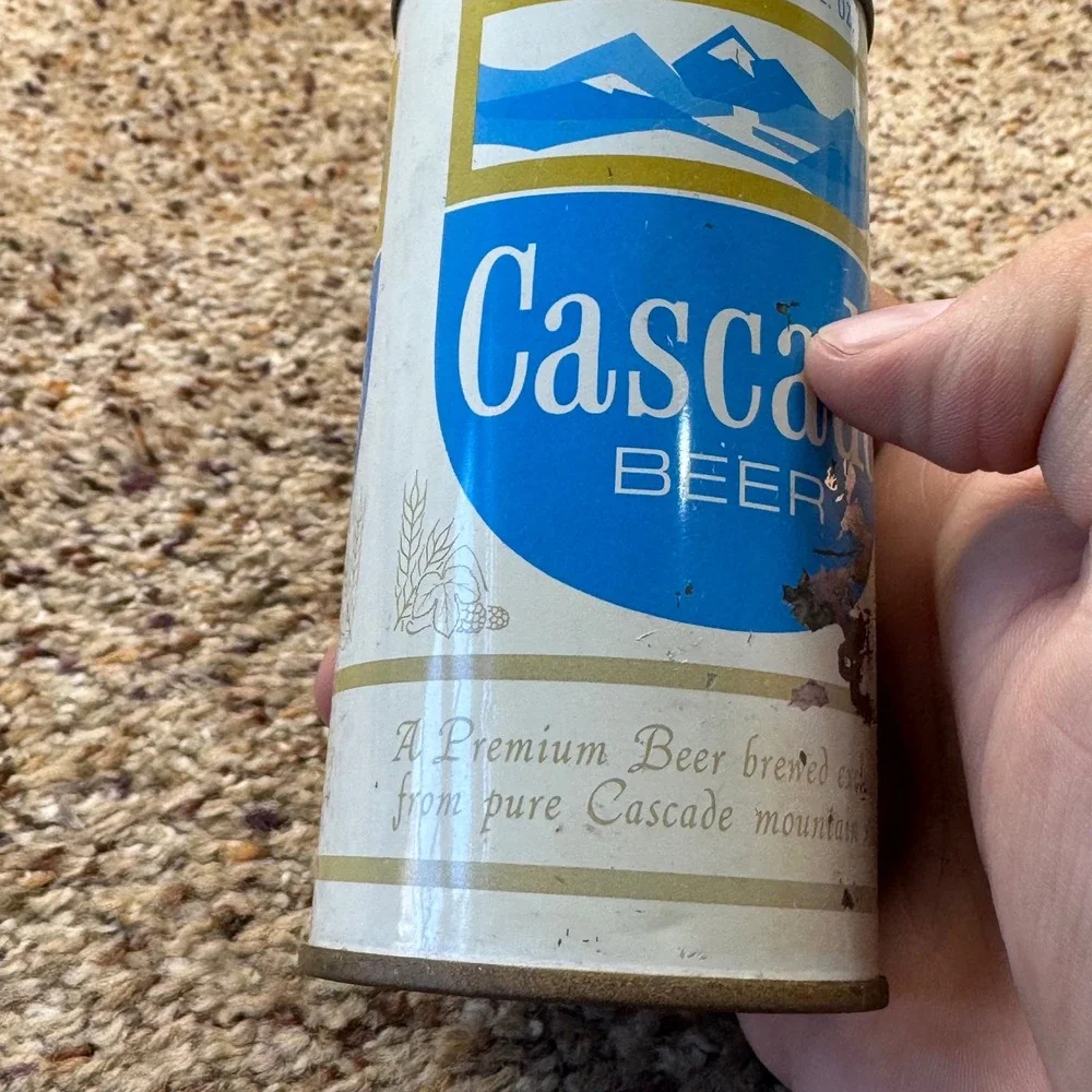 Vintage Cascade Beer Flat Top 11oz Steel Can Blue Mountain Graphics‎ PNW Rare